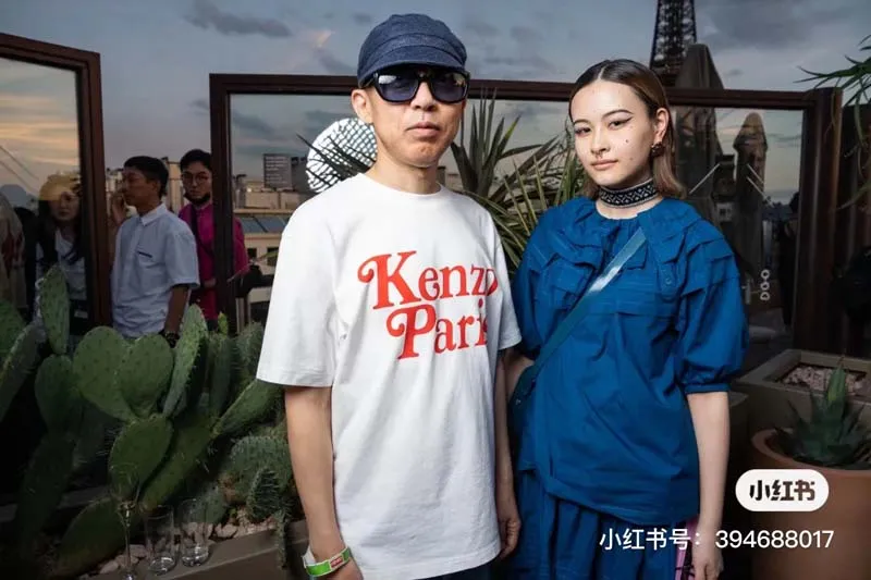 KENZO PARIS 2023 Spring and Summer Fashion Show Letter Men's and Women's Same Style Short Sleeves Color: Black Tibetan Blue White Size: M L XL XXL Three Standards Style Number: K 70